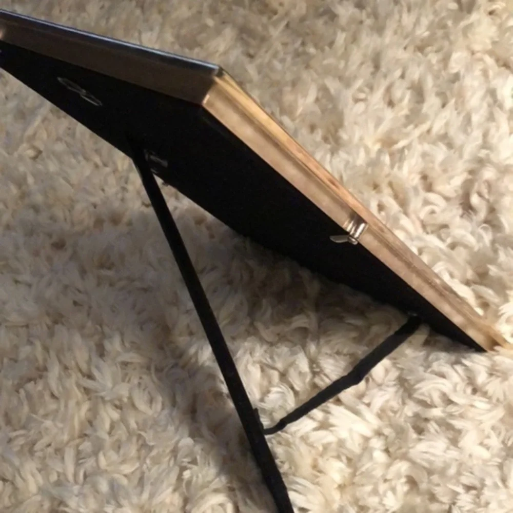 N/A picture frame